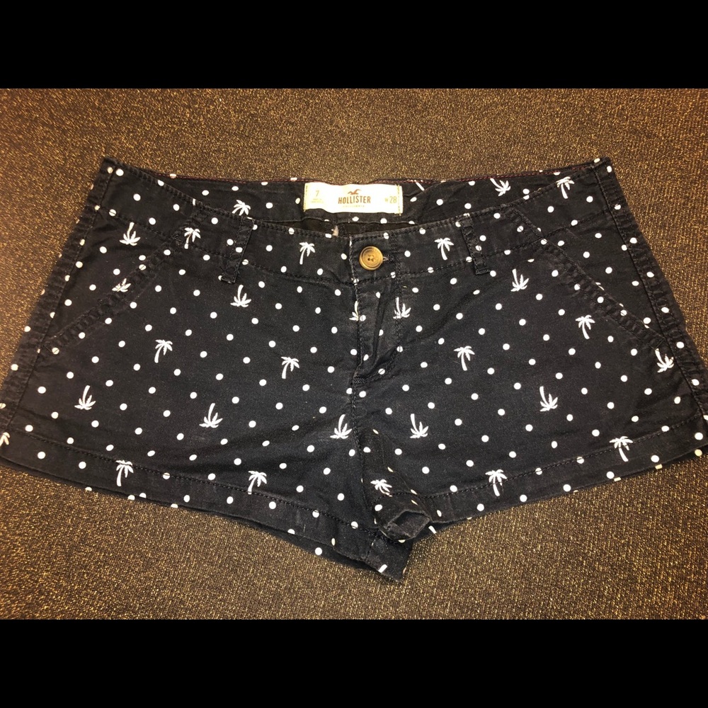 Hollister dark blue shorts